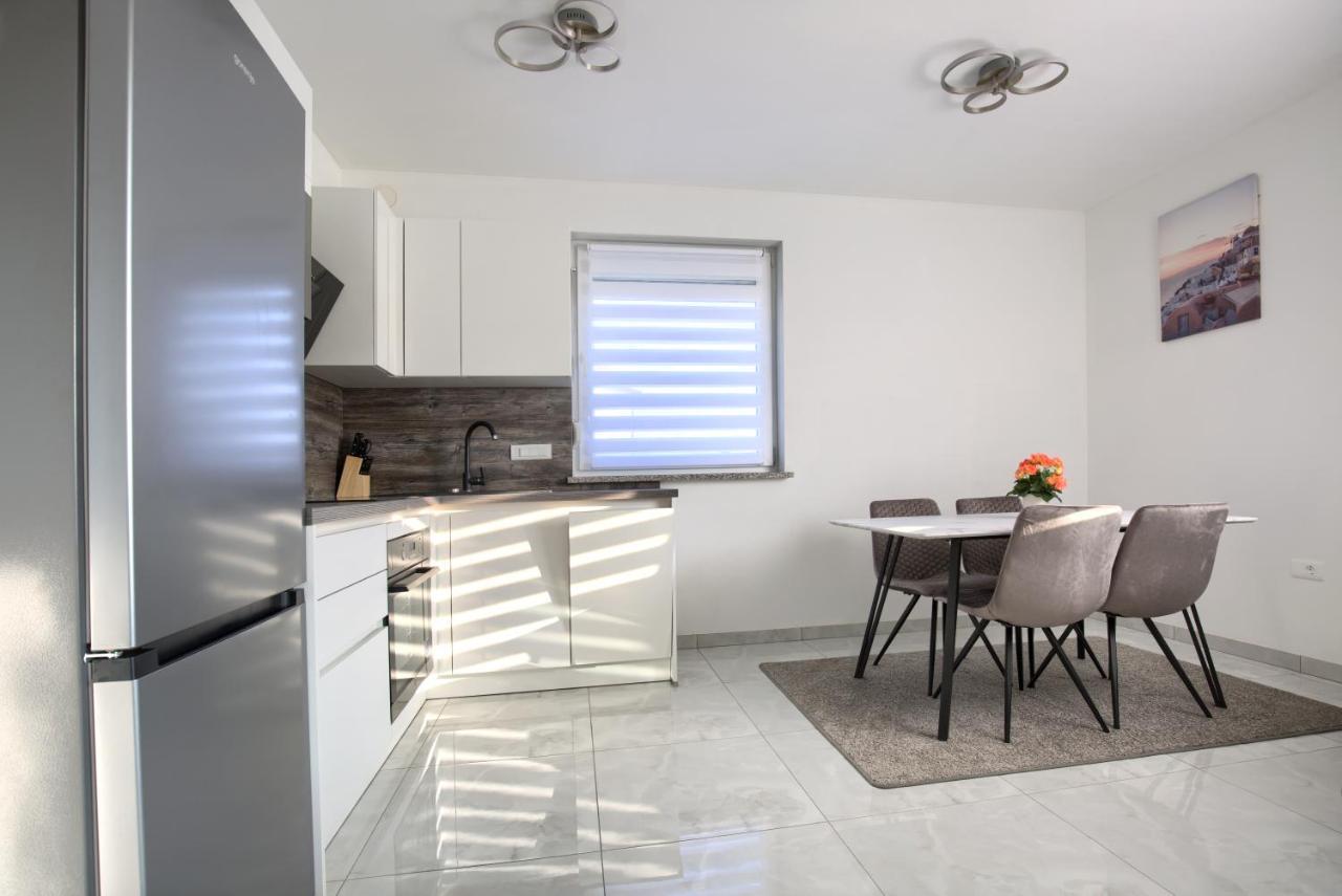 Apartment Vukadin Пула Екстер'єр фото