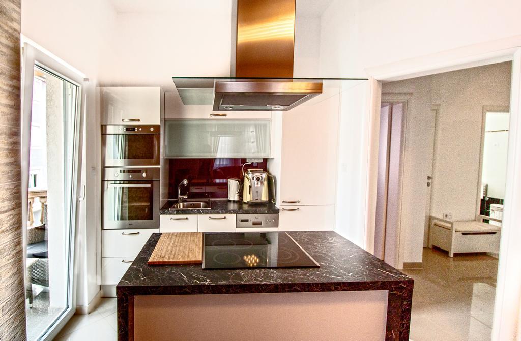 Apartment Vukadin Пула Екстер'єр фото